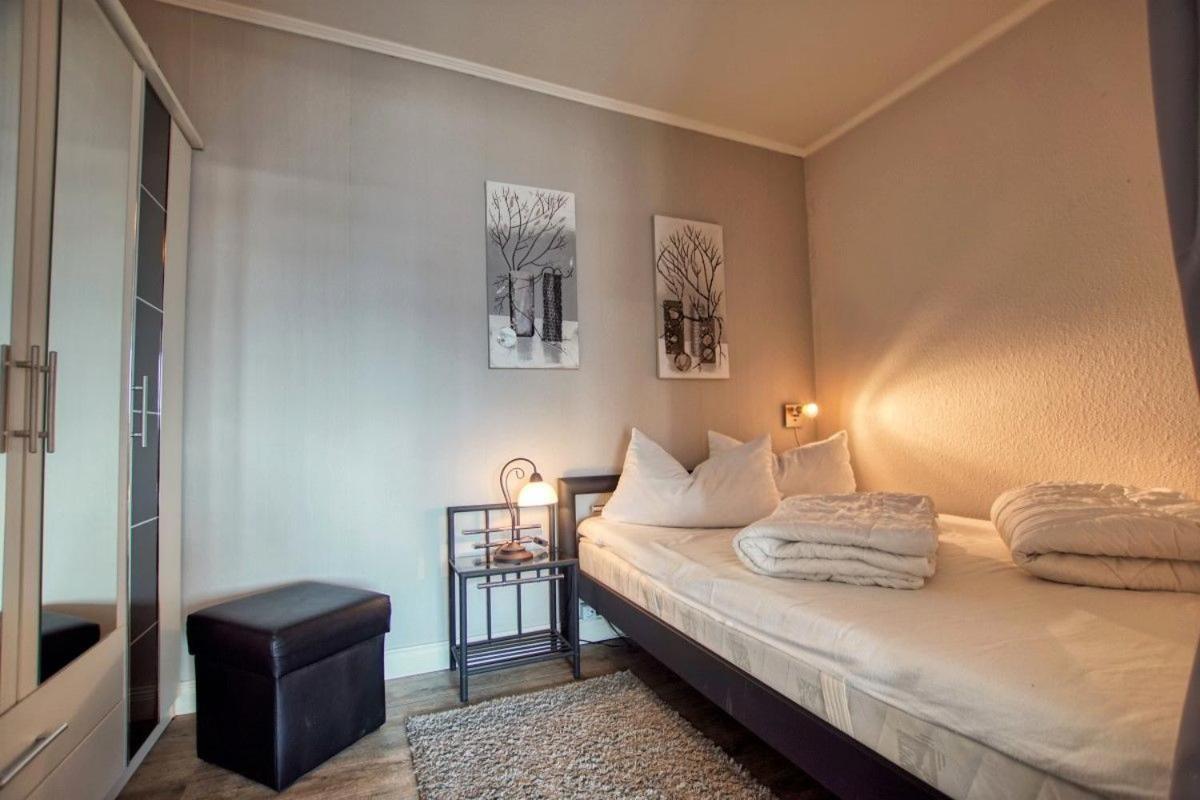 - Haus A, App 0a0408 Apartment *